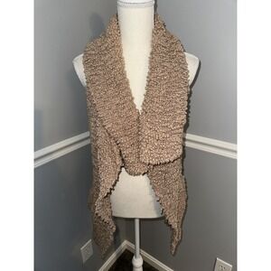 Alta'rd State Vest Size XS Shaggy Knit 100% Polyester Boho Western Sleeveless